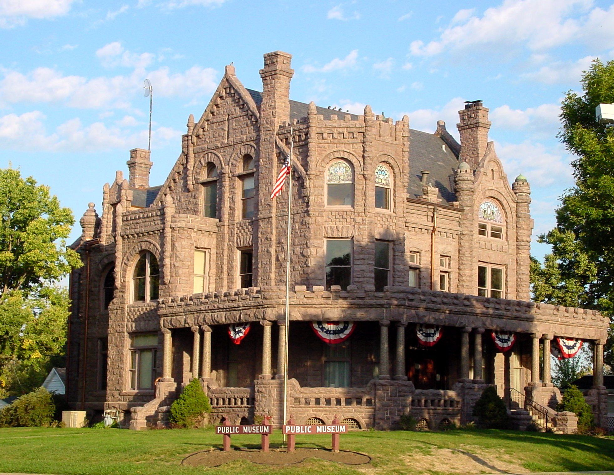 Fast & Easy Online Loans in Sioux City, IA - Get Money Today